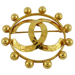 Chanel Vintage 1990 Massive Gold Toned CC Brooch