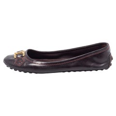 Louis Vuitton Brevetto Borgogna Oxford Loafers Taglia 37