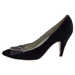 Moschino Black Velvet and Satin Crystal Embellished Bow Pumps Size 41