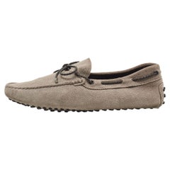 Tod's Grau Wildleder Schleife Slip On Loafers Größe 41,5
