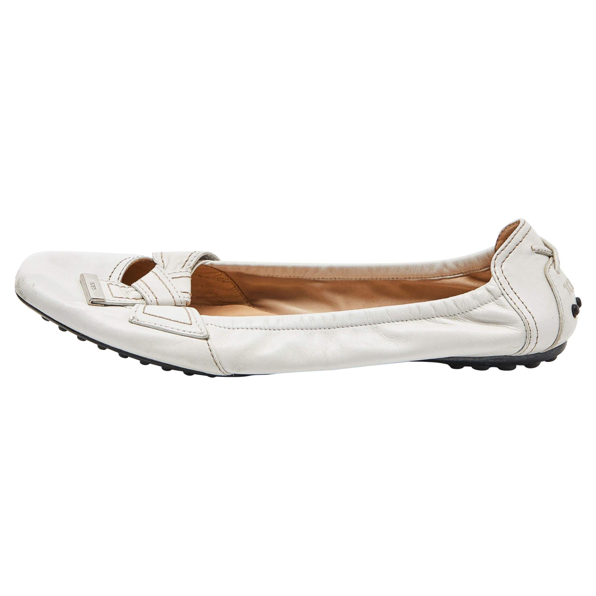 Tod's White Leather Bow Ballet Flats Size 39.5 For Sale