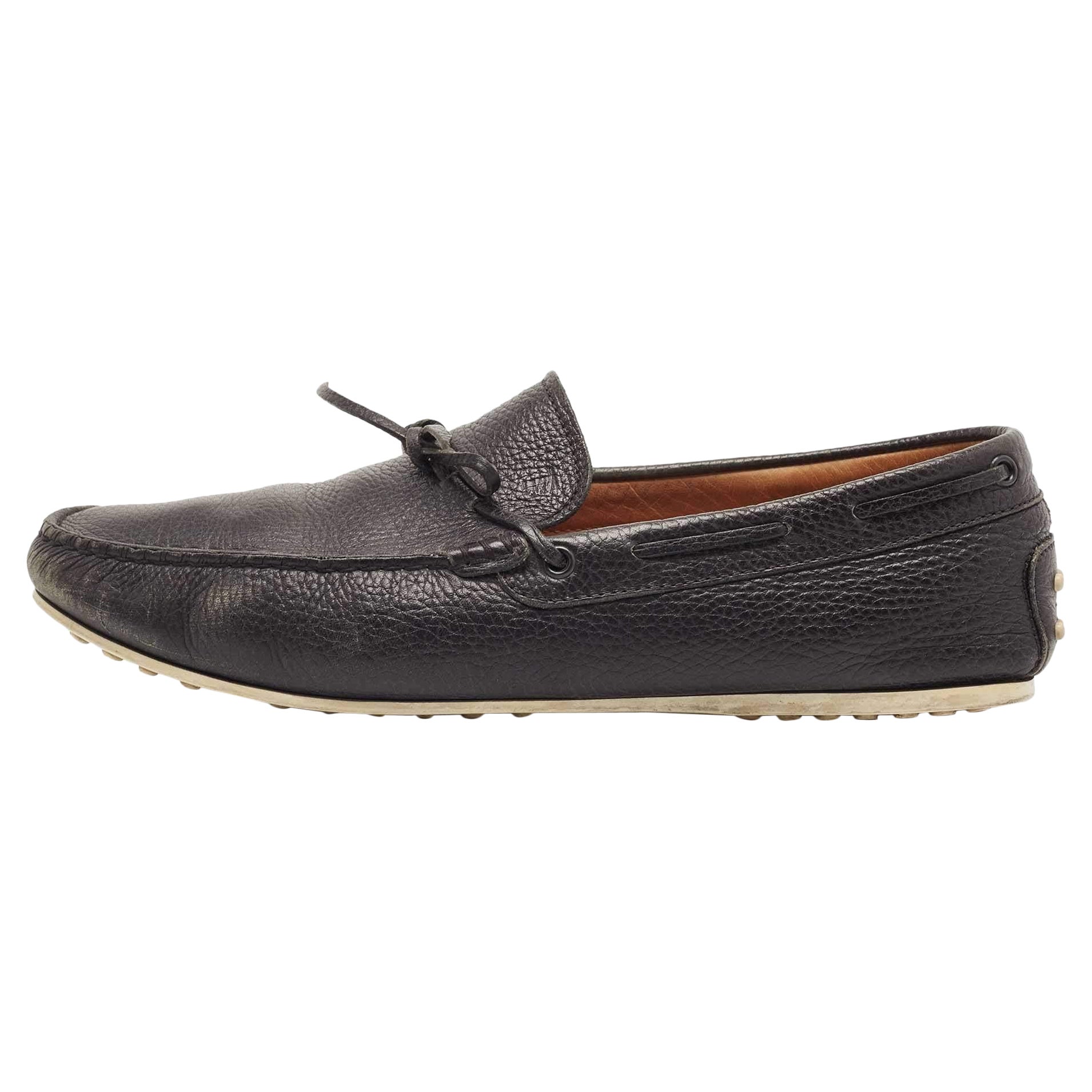 Tod's Black Leather Gommino Loafers Size 44.5 For Sale