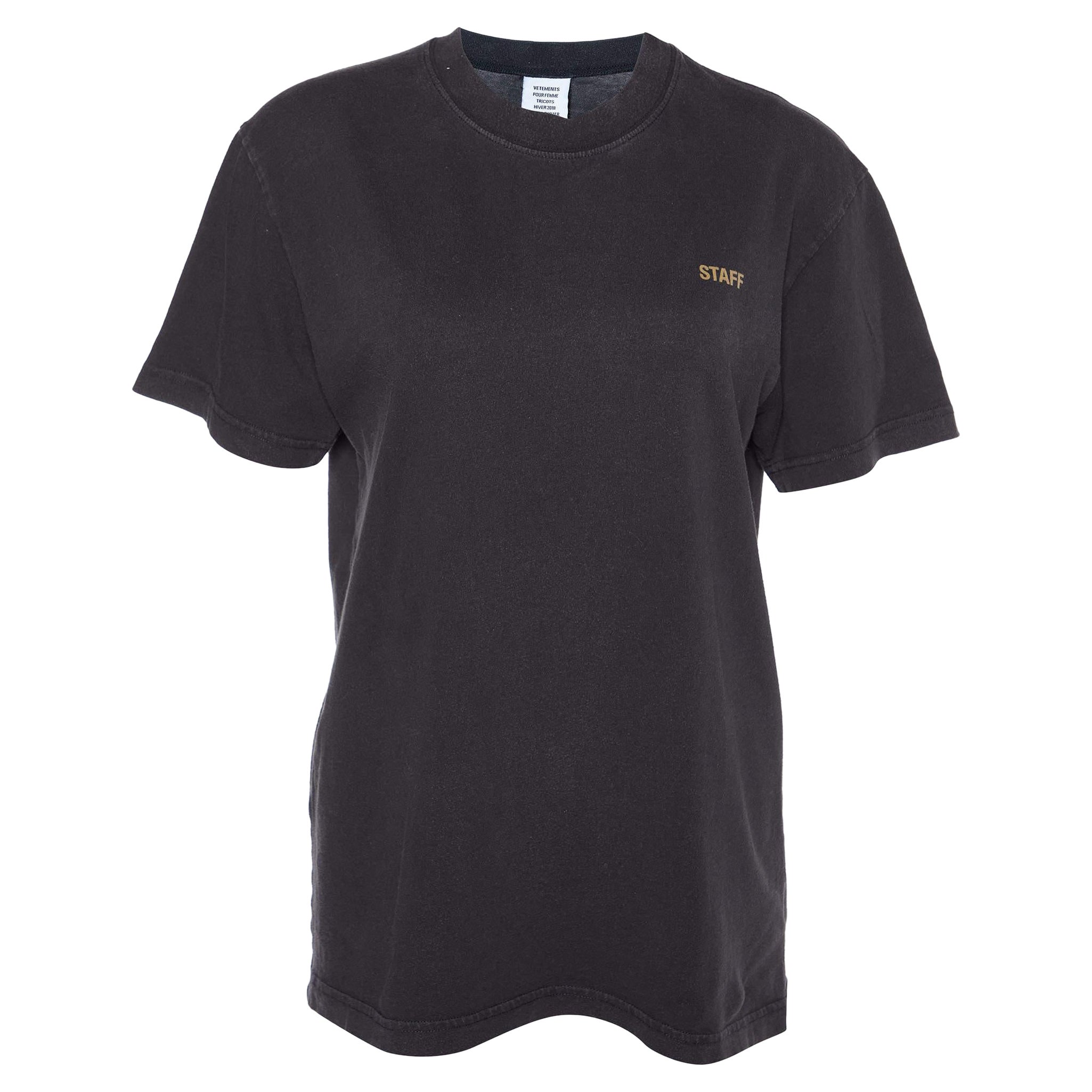 Vetements Charcoal Grey Staff Printed Cotton Knit T-Shirt S For Sale