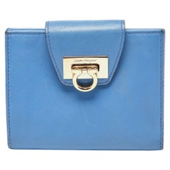 Salvatore Ferragamo Cartera Gancini de piel azul