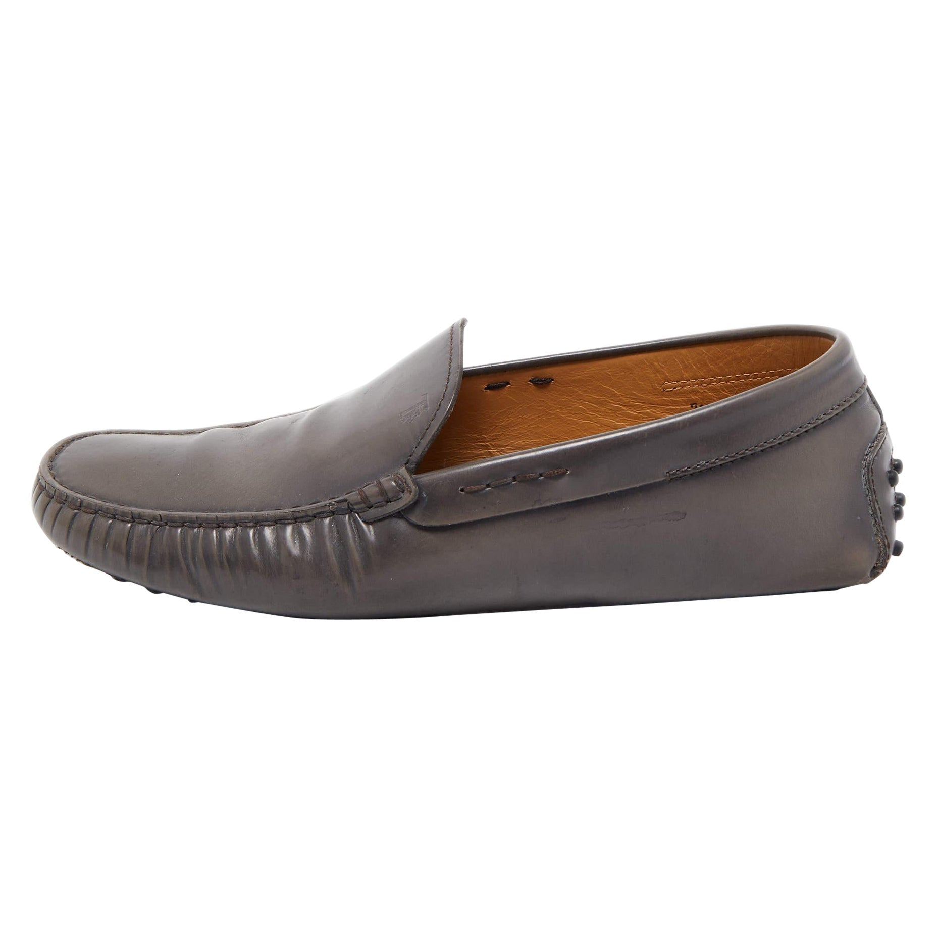 Tod's Light Brown Leather Slip On Loafers Size 41.5 For Sale