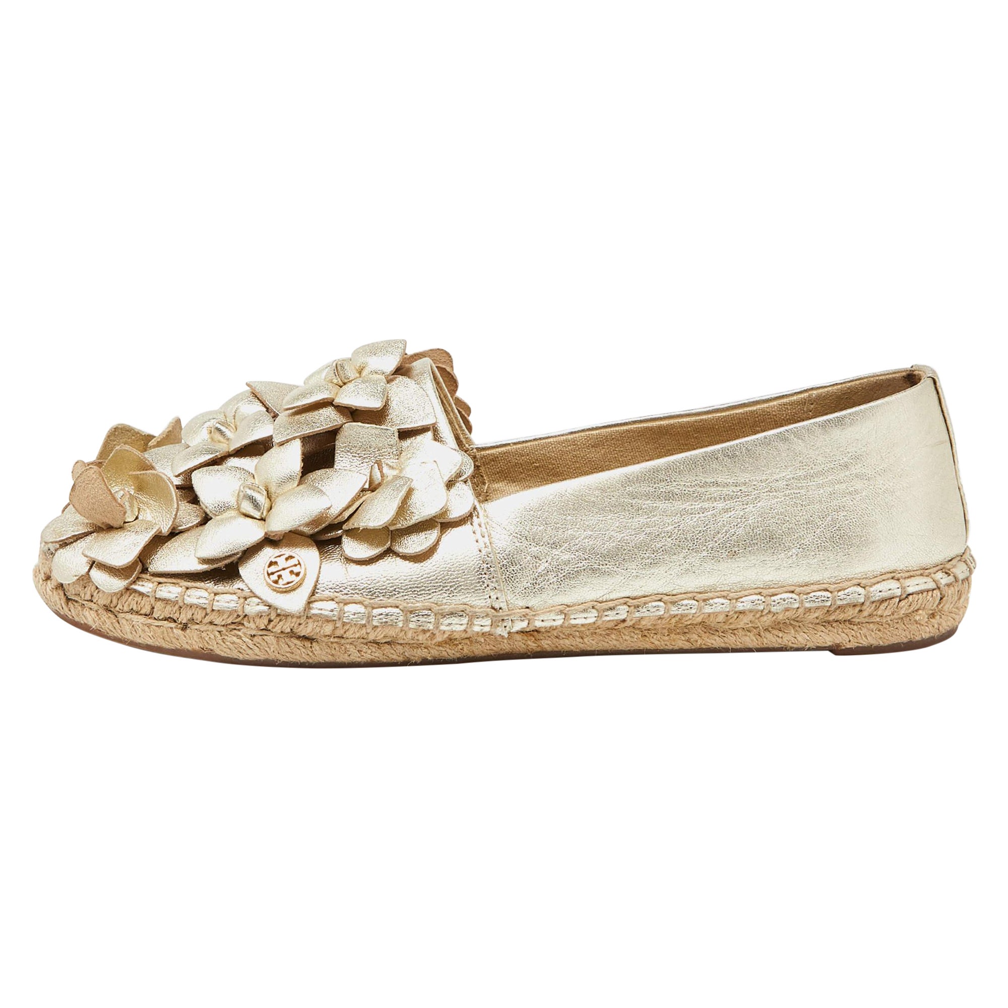 Tory Burch Gold Leather Blossom Espadrille Flats Size 36.5 For Sale