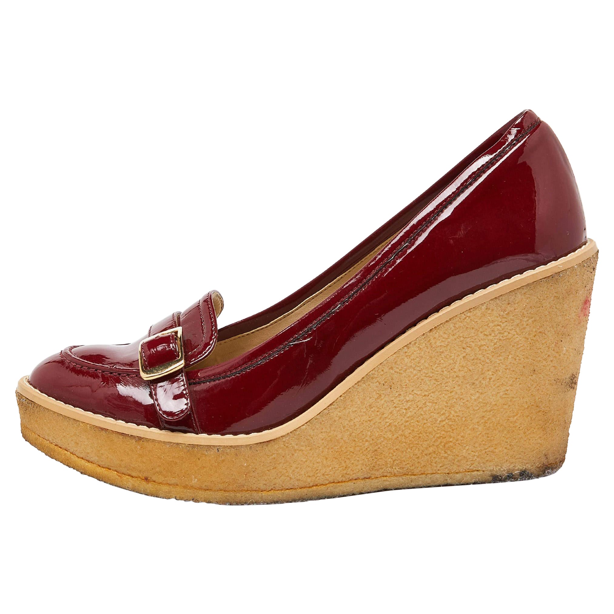 Stella McCartney Red Faux Patent Leather Wedge Platform Loafer Pumps Size 38 For Sale