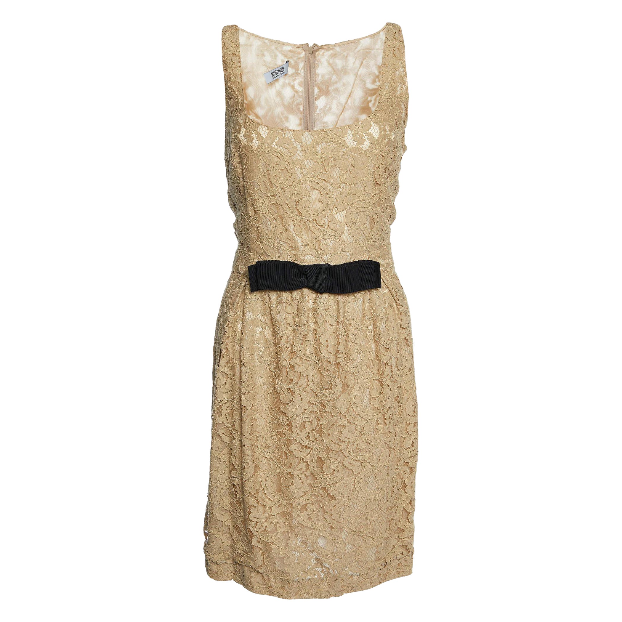 Robe midi sans manches Moschino Cheap and Chic beige à col bénitier avec nœud