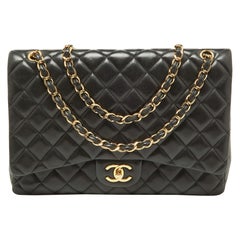 Chanel Schwarze Maxi Klassische Tasche aus gestepptem Leder mit doppelter Klappe