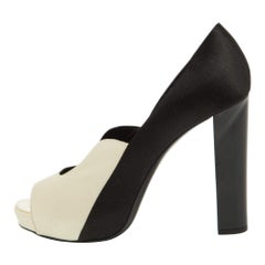 Pierre Hardy - Escarpins peep toes en satin blanc/noir - Taille 38,5