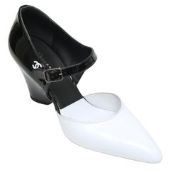 CHANEL Patent Leather Pumps D'Orsay Mary Jane Black White Silver 38.5 2020