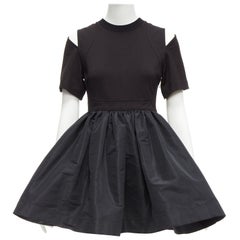 ALEXANDER MCQUEEN - Robe patineuse à épaules froides et jupe évasée en taffetas IT36 XXS