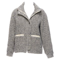 CHANEL Reversible black white wool tweed CC logo padded puffer jacket FR36 S