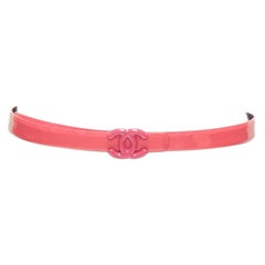 Chanel B15P cintura skinny in vernice rosa caldo con fibbia logo CC 70cm