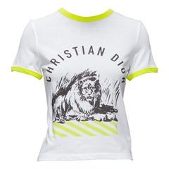 DIOR 2022 logo león estampado gráfico amarillo recortado camiseta de algodón blanco XS