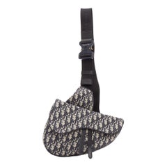 CHRISTIAN DIOR azul negro CD logo monograma oblicuo lona sadde bandolera