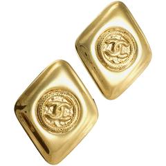 1980's Chanel Gold-Plated Lozenge-Shaped Logo Earrings 2