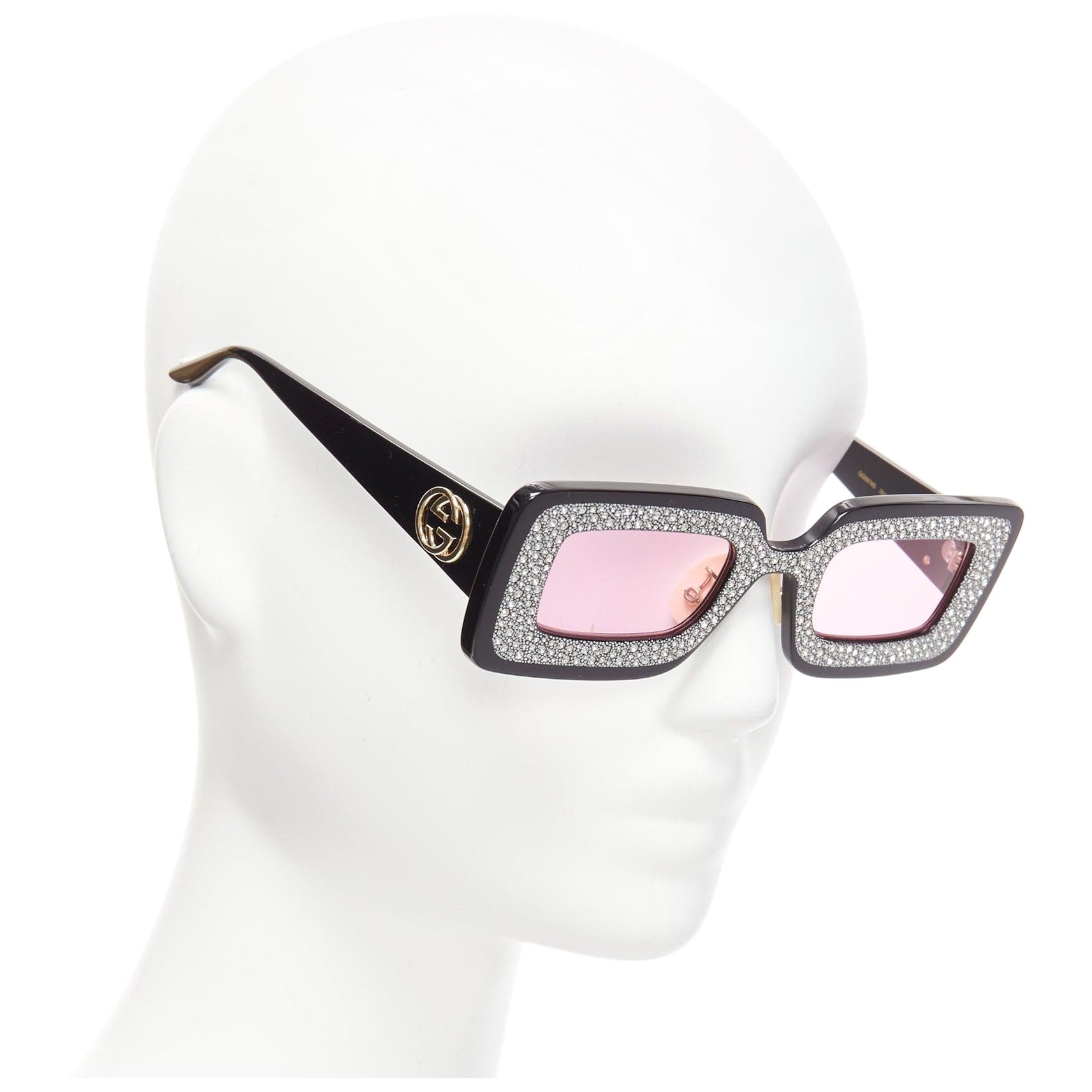 Gucci GG0974S occhiali da sole rettangolari con montatura in cristallo argento e lenti rosa in vendita