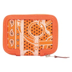 Cartera HERMES Soie Cool de piel de seda con cremallera y estampado paisley naranja