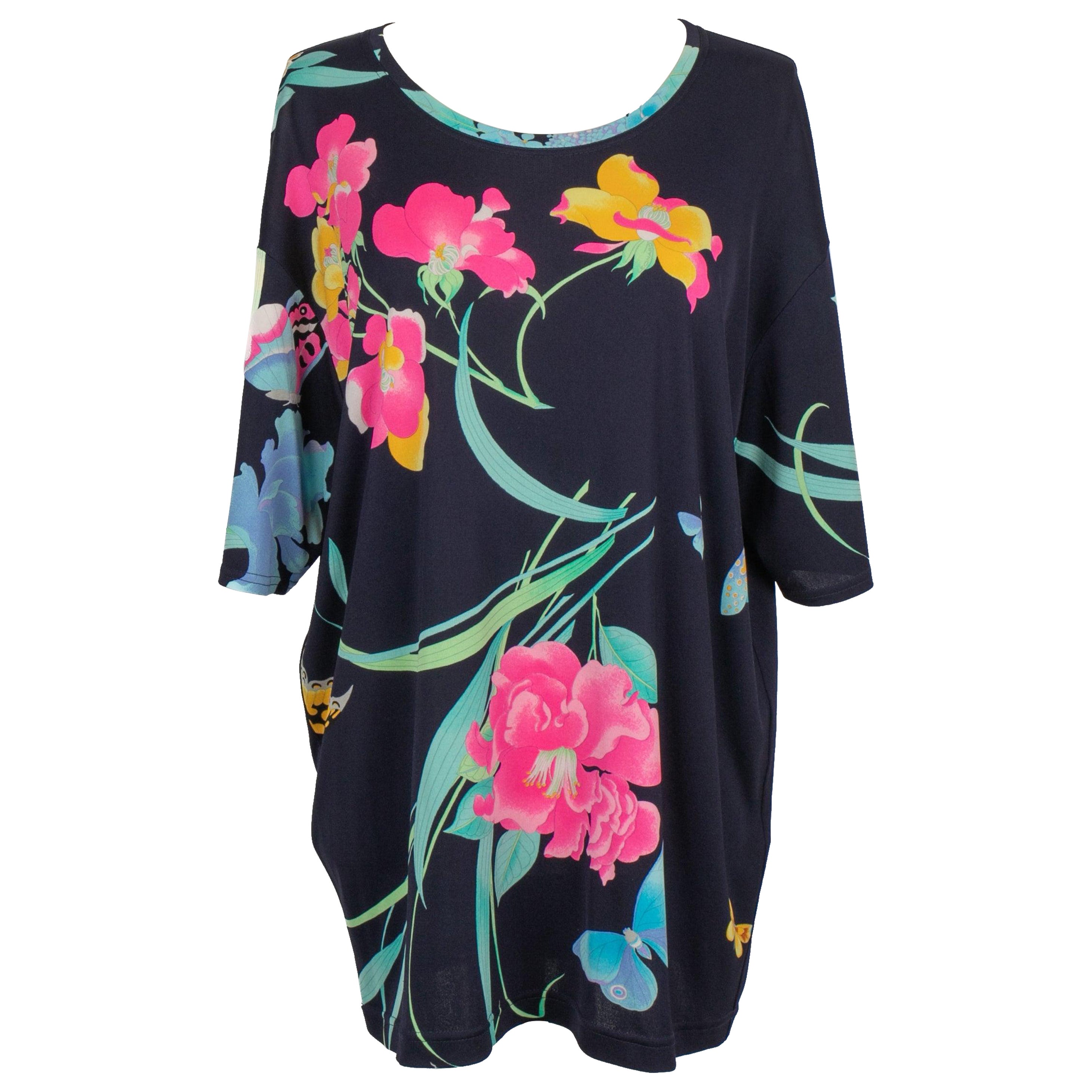 Leonard Blaues Top aus Seidenjersey mit Blumen bedruckt im Angebot