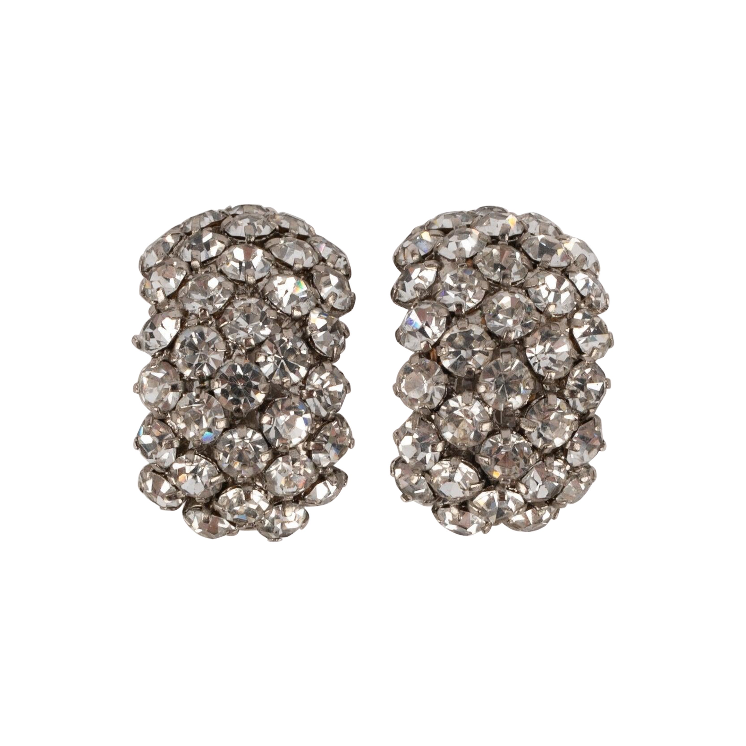Silvery Metal Clip-on Rhinestone Earrings, 1970s For Sale