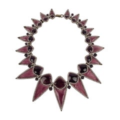 Collana Gripoix Dickey di pasta di vetro viola e strass