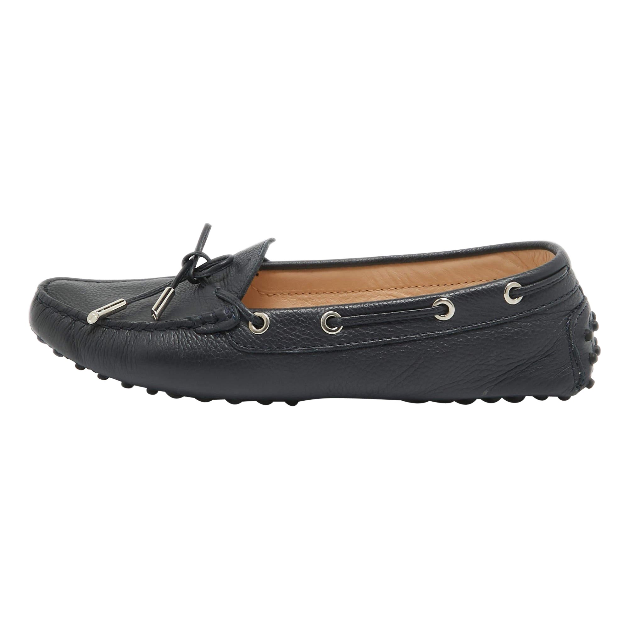 Tod's Navy Blue Leather Gommino Loafers Size 39.5 For Sale