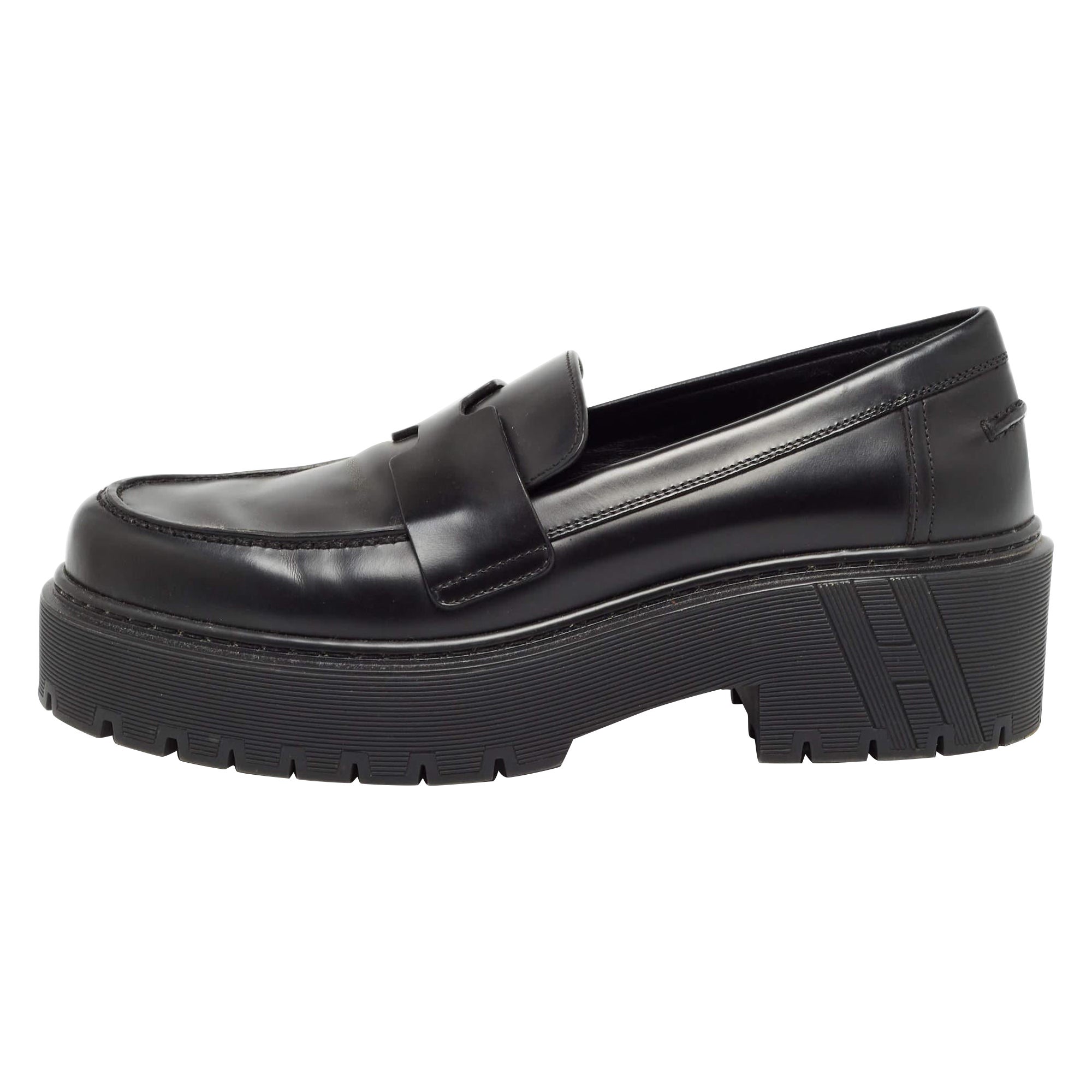 Hermès Black Leather Hitch H Logo Loafers Size 37 For Sale