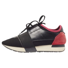 Balenciaga Zapatillas Race Runner de malla y piel bicolor Talla 37