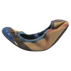 Burberry Ballerine in tela e pelle blu/beige taglia 40