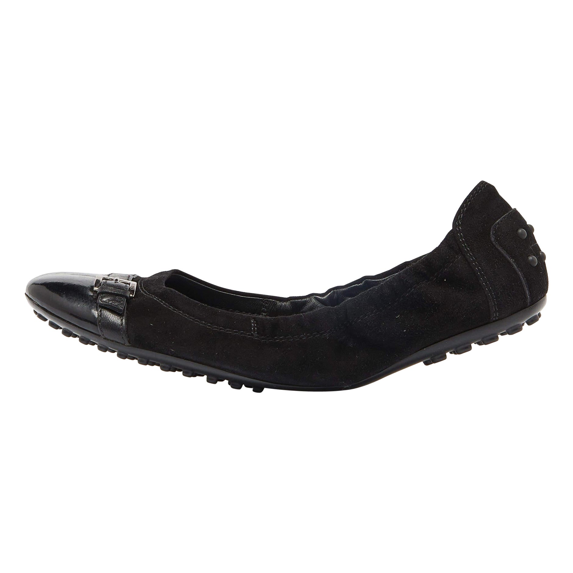 Tod's Black Suede and Leather Buckle Detail Scrunch Ballet Flats Size 36.5 For Sale