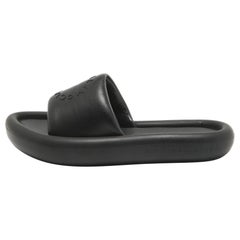 Stella McCartney Schwarze Slides aus Kunstleder Größe 38