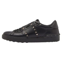 Valentino Black Leather Rockstud Untitled Low Top Sneakers Size 42
