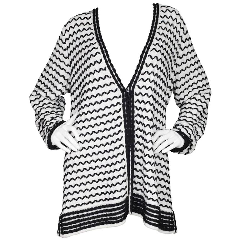 St. John Black and White Knit Cardigan sz XL NWT rt. 695 For Sale at