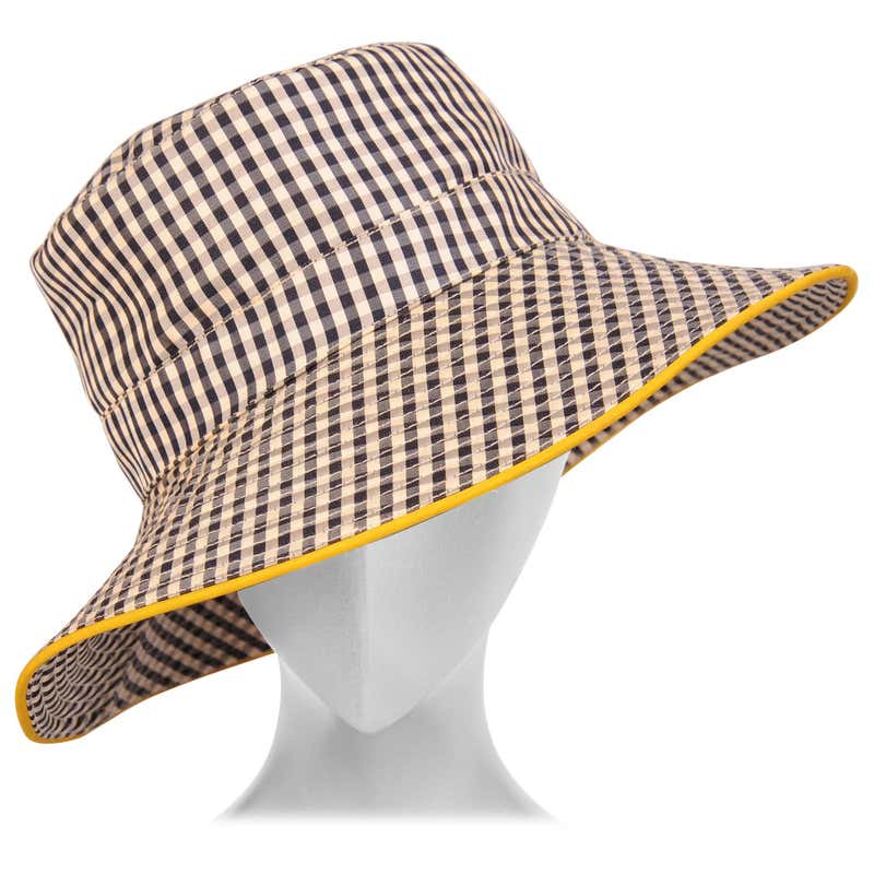 Hermes Hats - 42 For Sale on 1stDibs