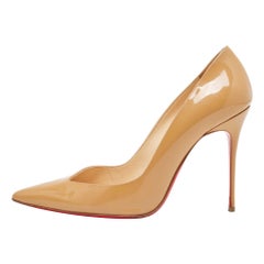 Christian Louboutin Beige Patent Corneille Pumps Taglia 39.5