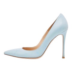 Gianvito Rossi Pumps a punta in pelle blu chiaro taglia 39