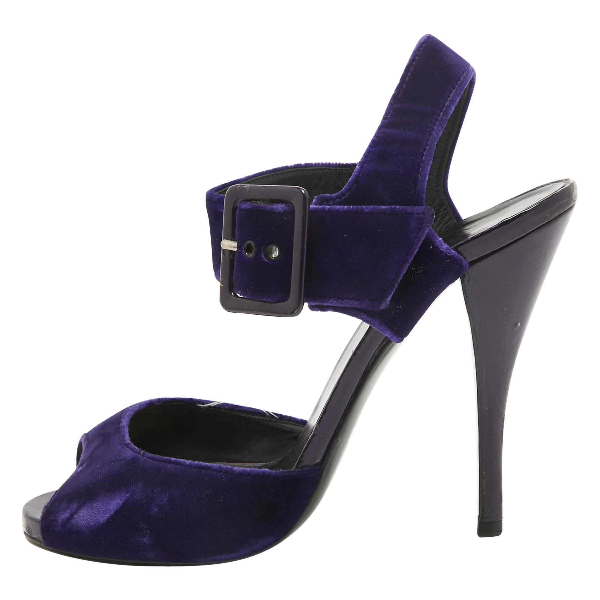 Pierre Hardy Sandali con cinturino alla caviglia in velluto blu misura 38,5 in vendita