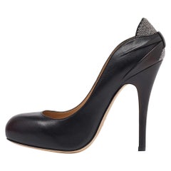 Valentino Black Leather Round Toe Pumps Size 36