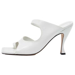Bottega Veneta White Leather Thong Slide Sandals Size 40.5