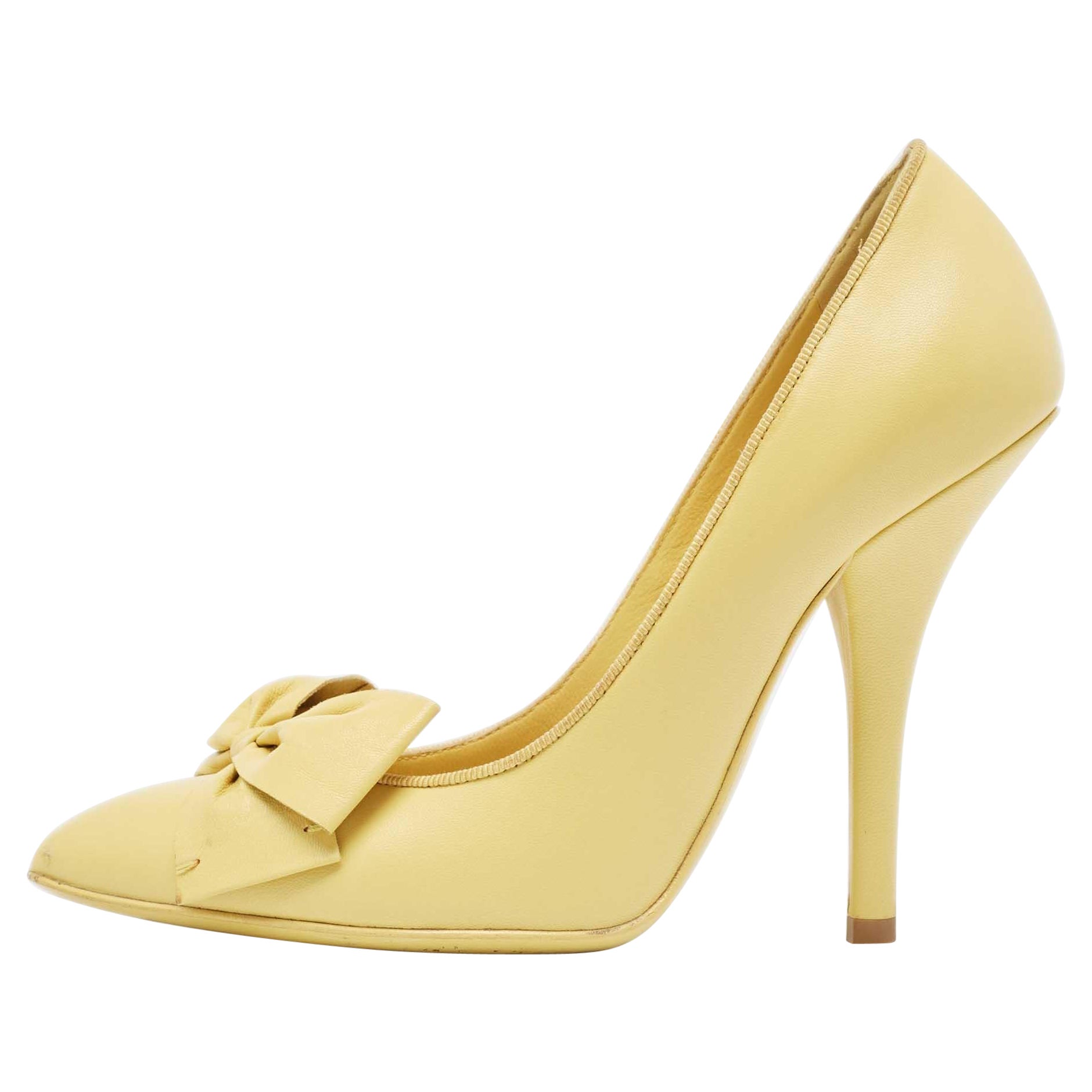 Bottega Veneta Primerose Bombas de cuero amarillo con lazo talla 35