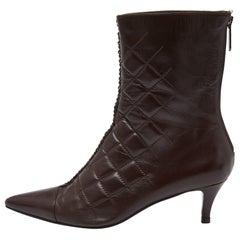 Chanel Brown Quilted Leather Chain Detail Pointed Toe Ankle Boots Size 40