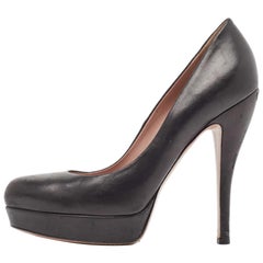 Gucci Black Leather Platform Round Toe Pumps Size 38.5