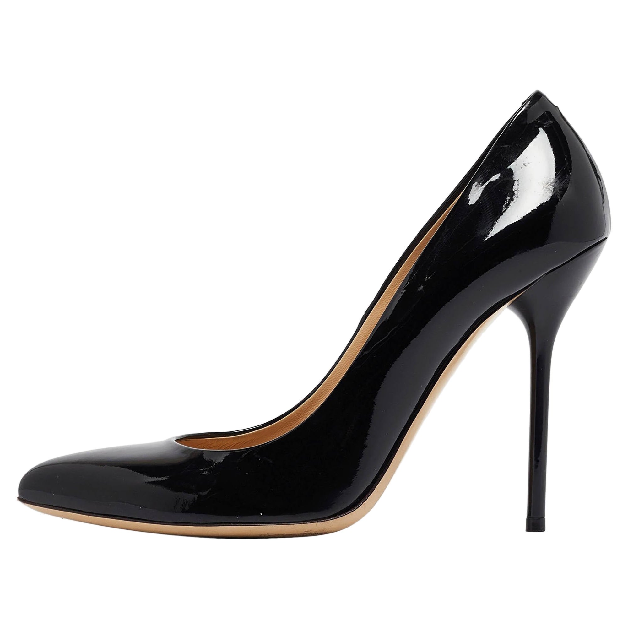 Gucci Black Patent Leather Pointed Toe Pumps Size 38.5 For Sale