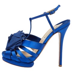 Sandalias con correa en el tobillo y plataforma de satén azul Nicholas Kirkwood Talla 39