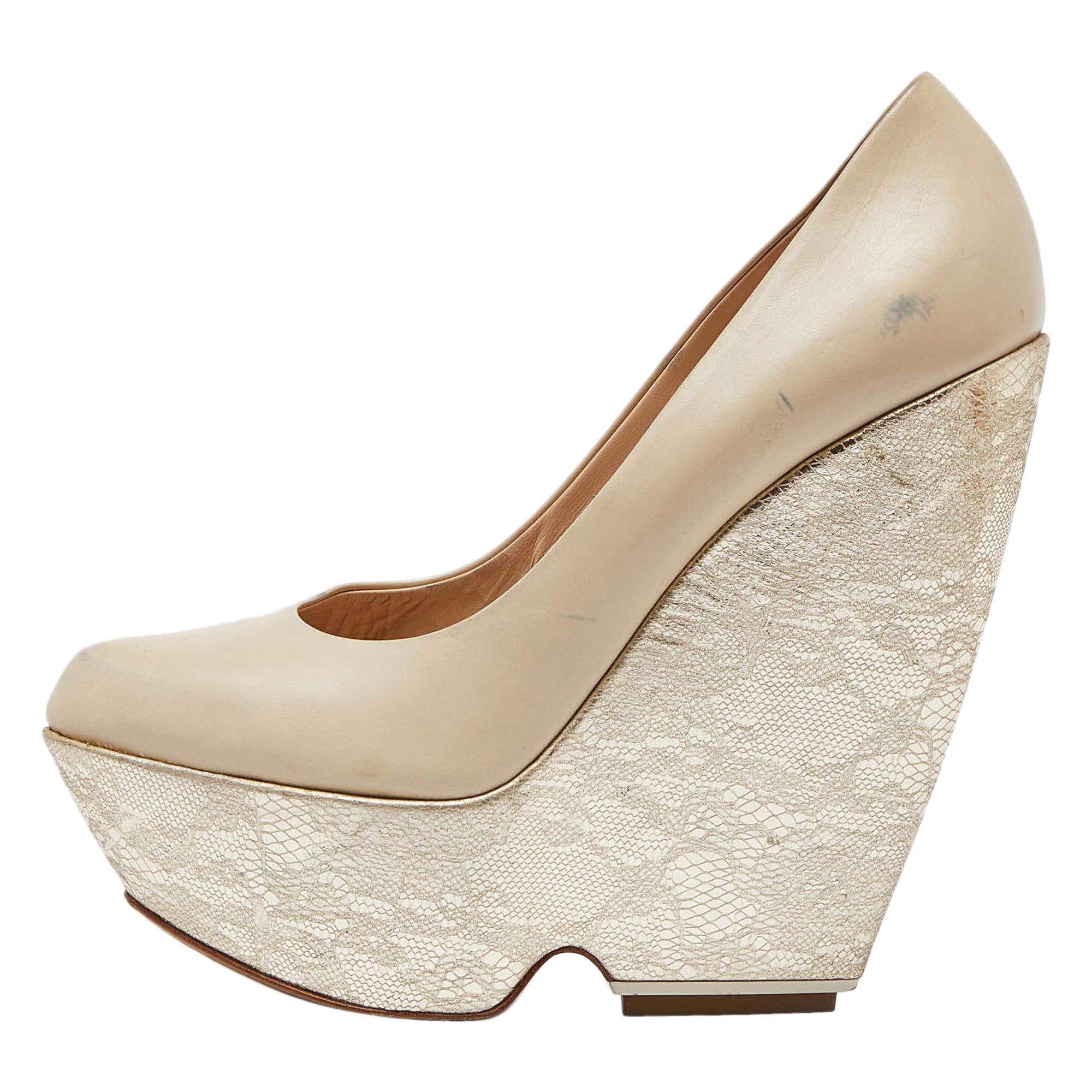 Nicholas Kirkwood Cream Leather Wedge Platform Pumps Size 39 For Sale