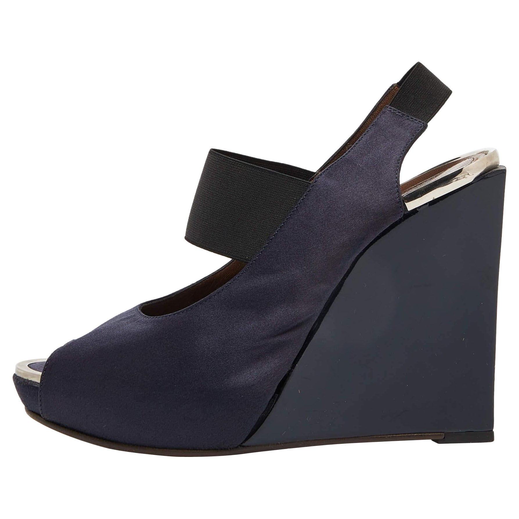 Marni Navy Blue Satin Slingback Wedge Sandals Size 38.5 For Sale