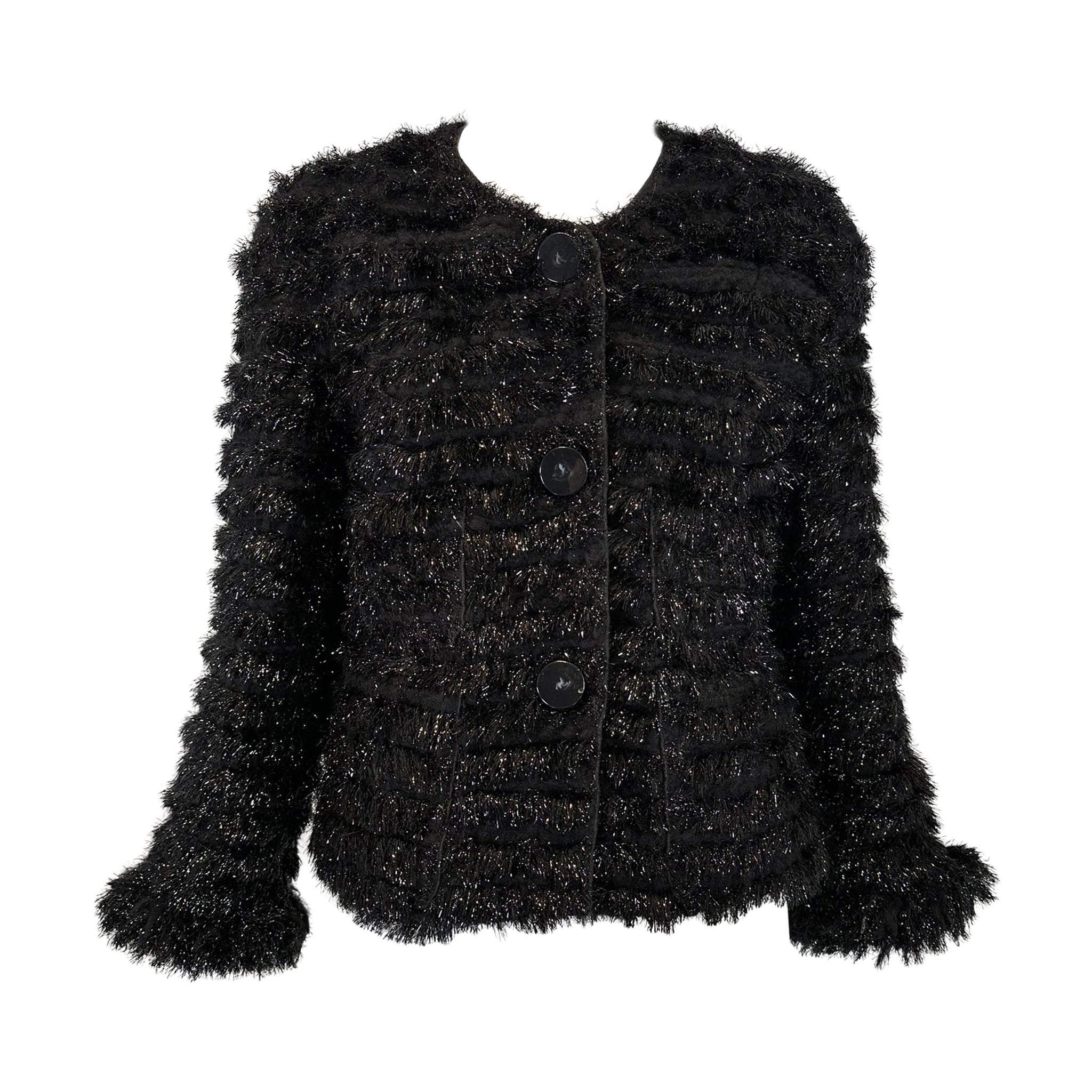 Marc Jacobs Giacca con bottoni in pelliccia sintetica glitterata nera e argento 10