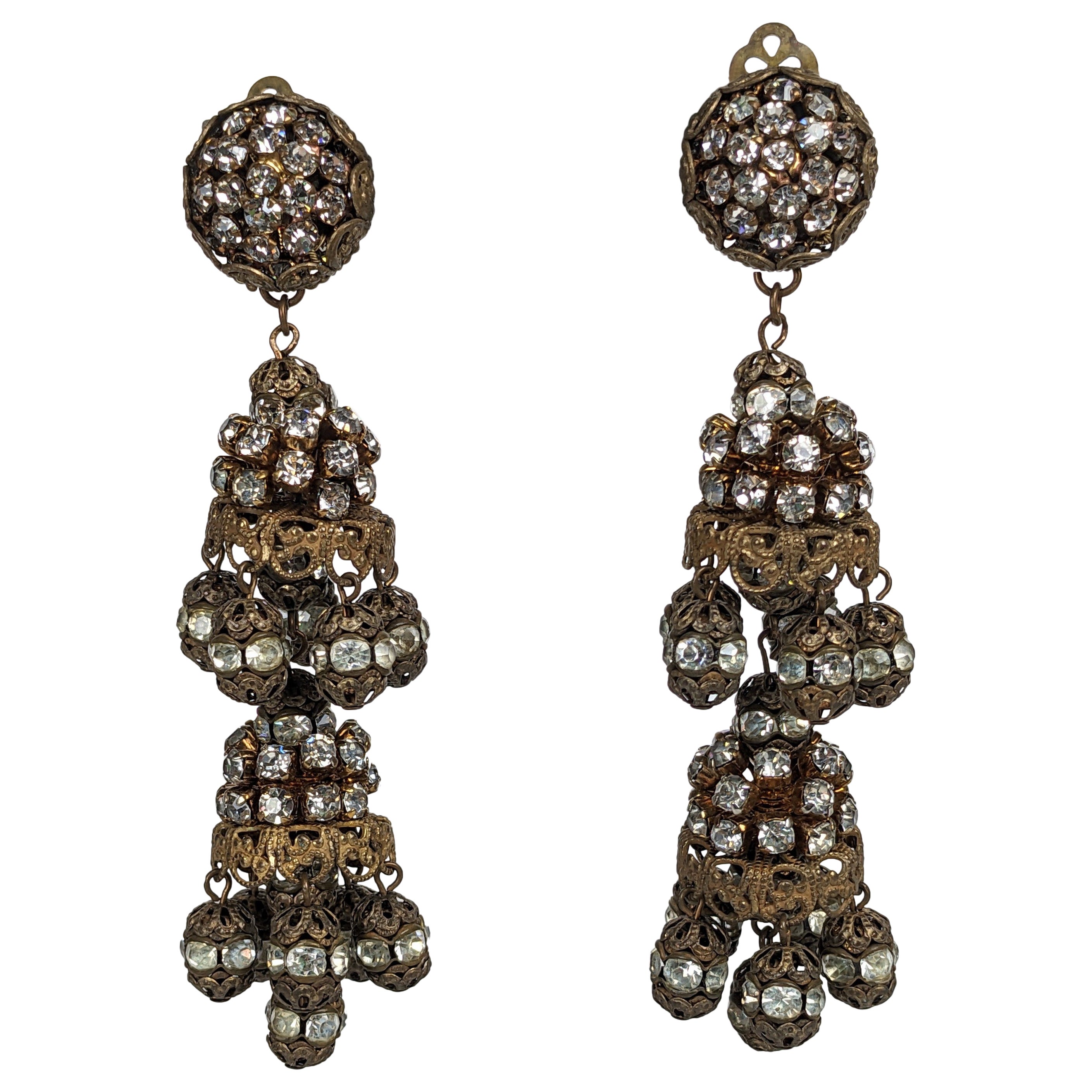 Orecchini lunghi con pave e nappe, Robert