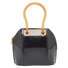 Sacoche en cuir verni noir Nina Ricci